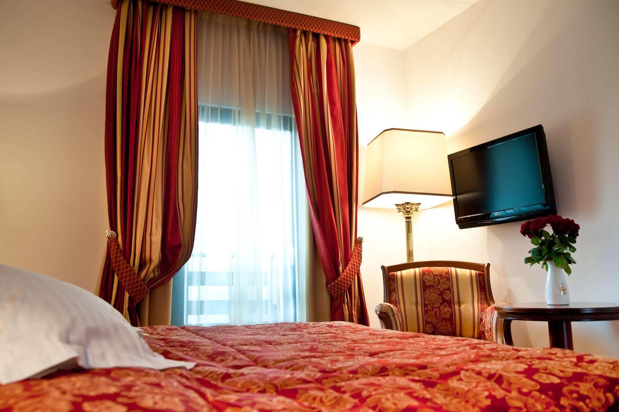 Hotel Beyfin Κλουζ-Ναπόκα Εξωτερικό φωτογραφία